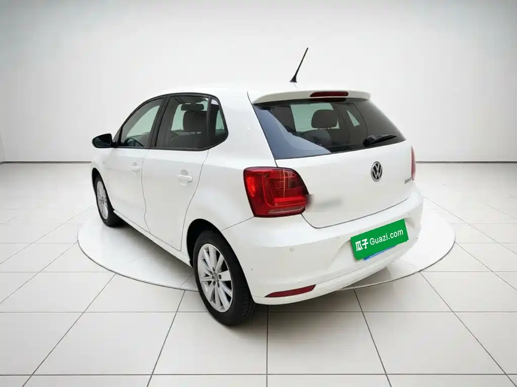 Volkswagen Polo 2015