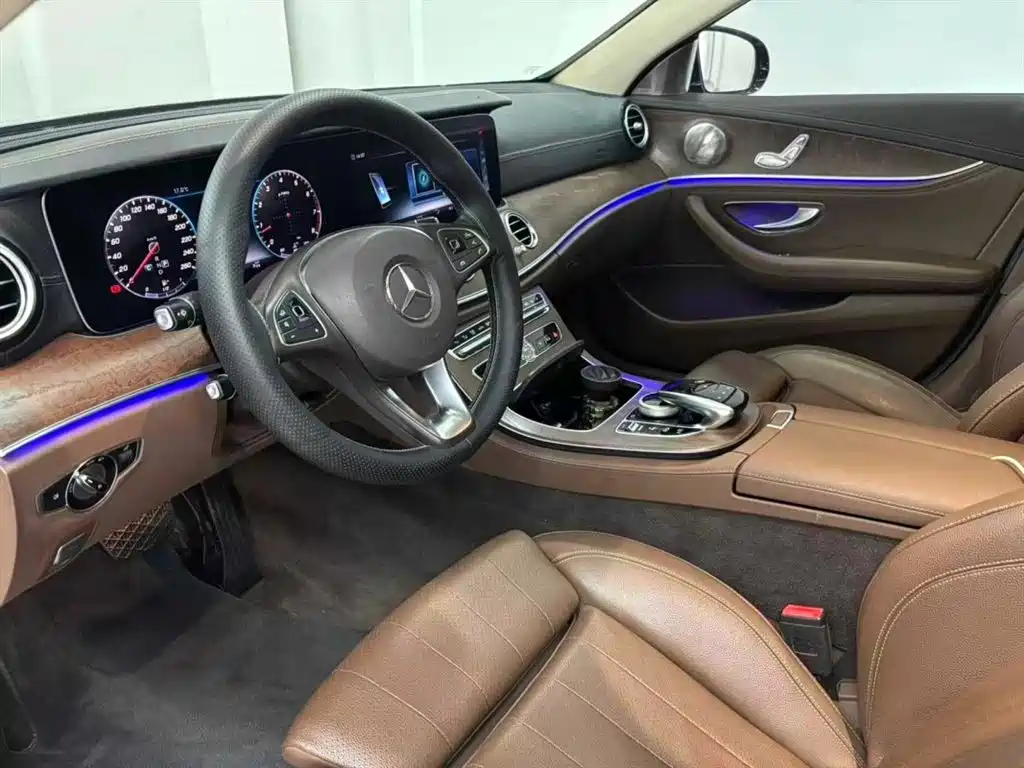 Mercedes-Benz E-Class 2018 — фото 4