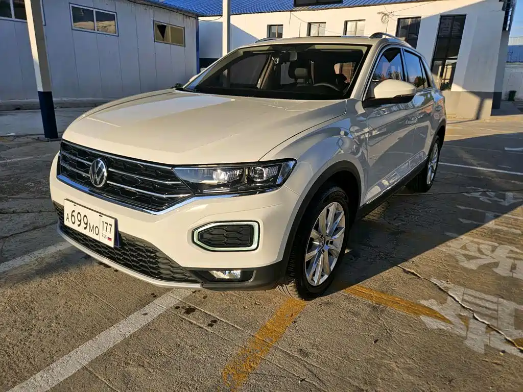 Volkswagen T-Roc 2023