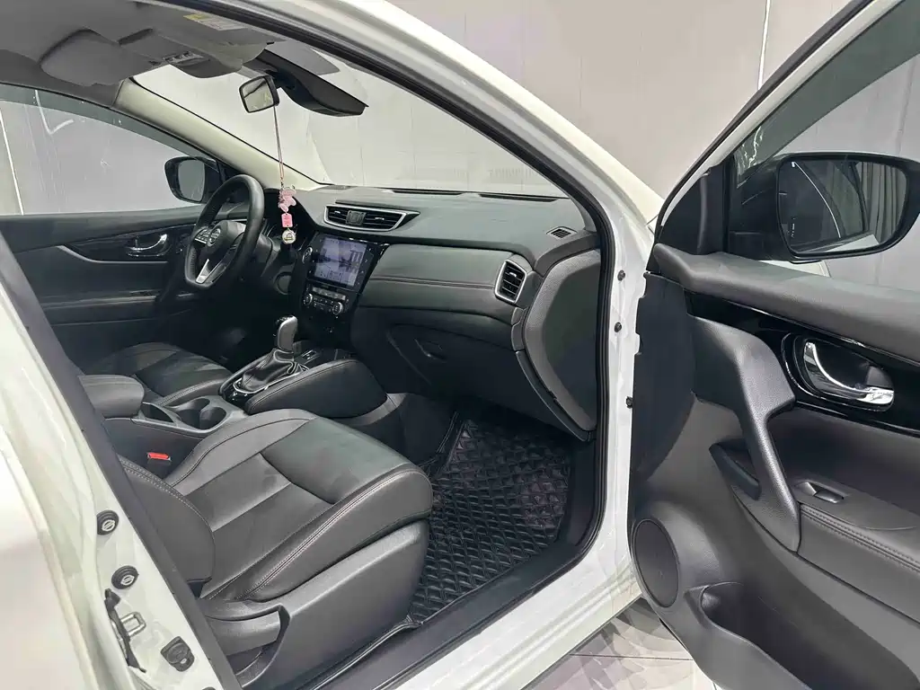Nissan Qashqai 2023 — фото 18