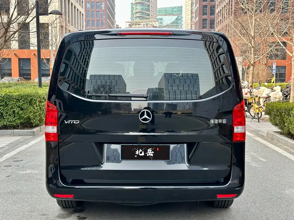 Mercedes-Benz Vito 2022 — фото 5