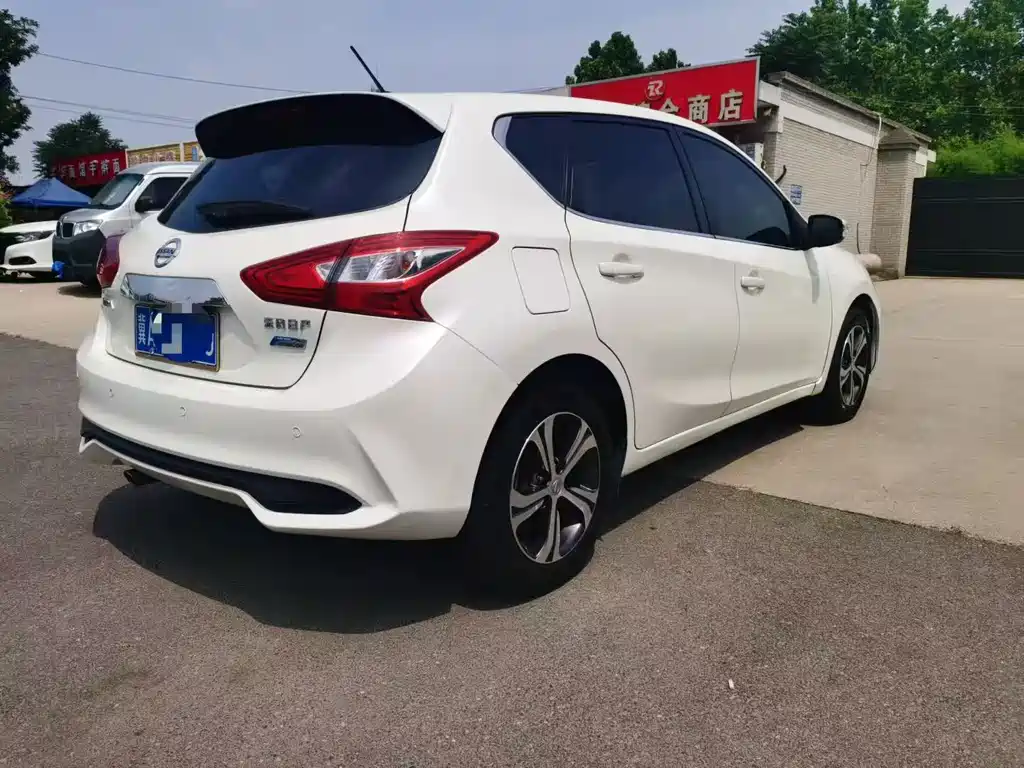 Nissan Tiida 2019