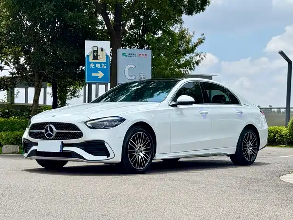 Mercedes-Benz C-Class 2022