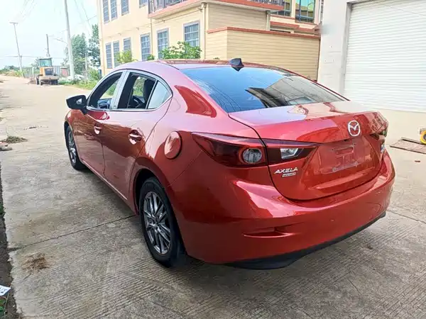Mazda 3 Axela 2017