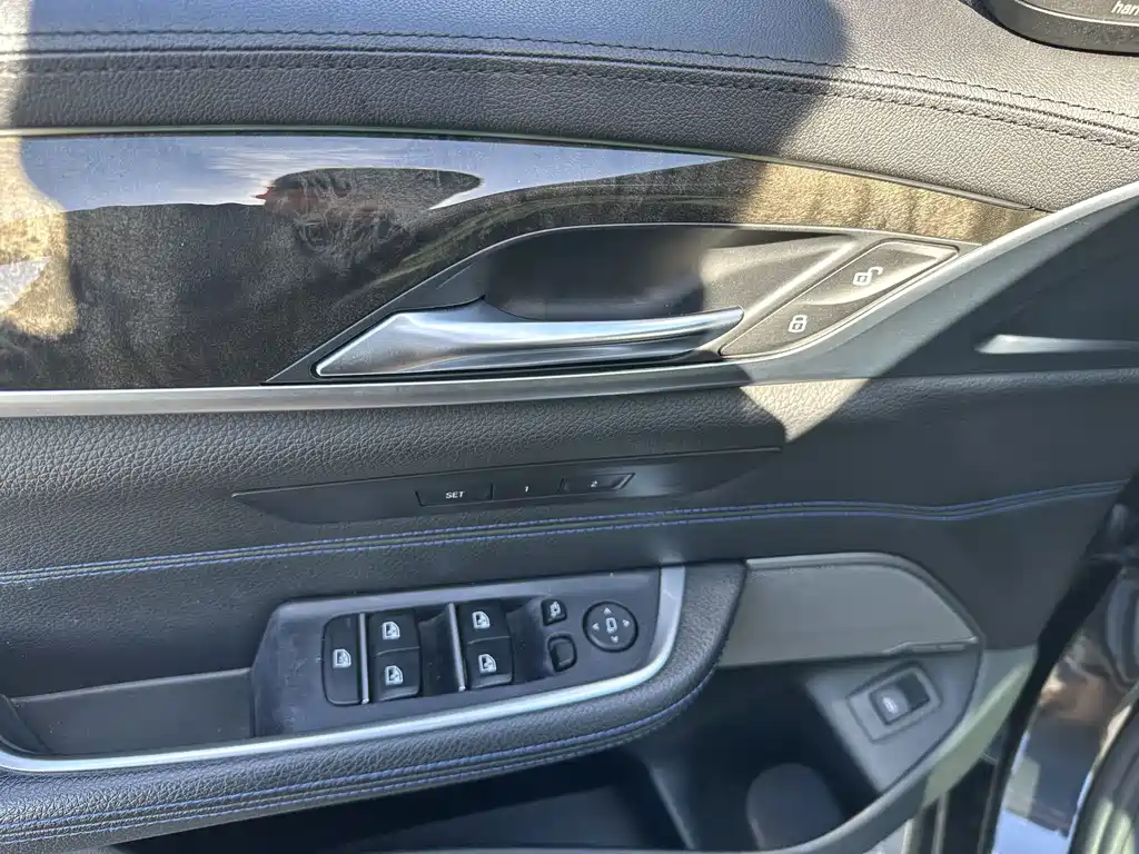BMW 6 Series GT 2018 — фото 14