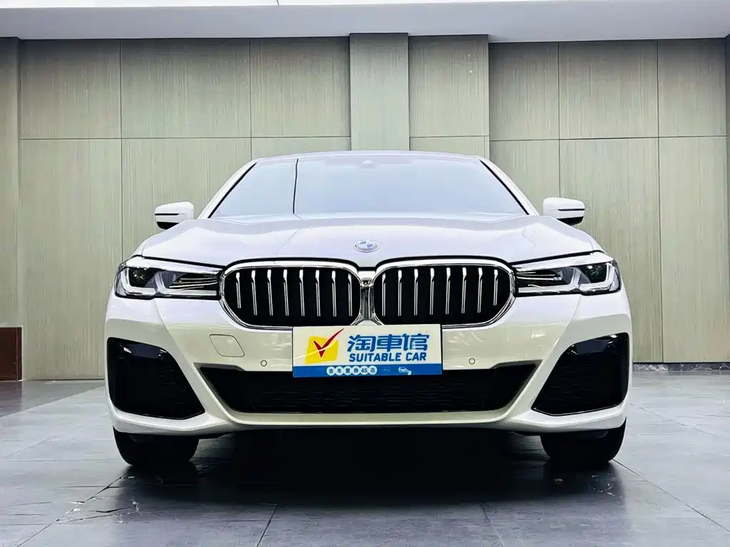 BMW 5 Series 2022