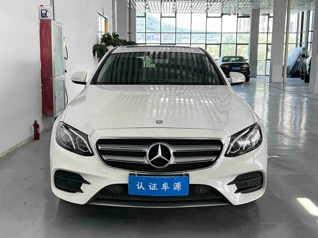 Mercedes-Benz E-Class 2017 — фото 4