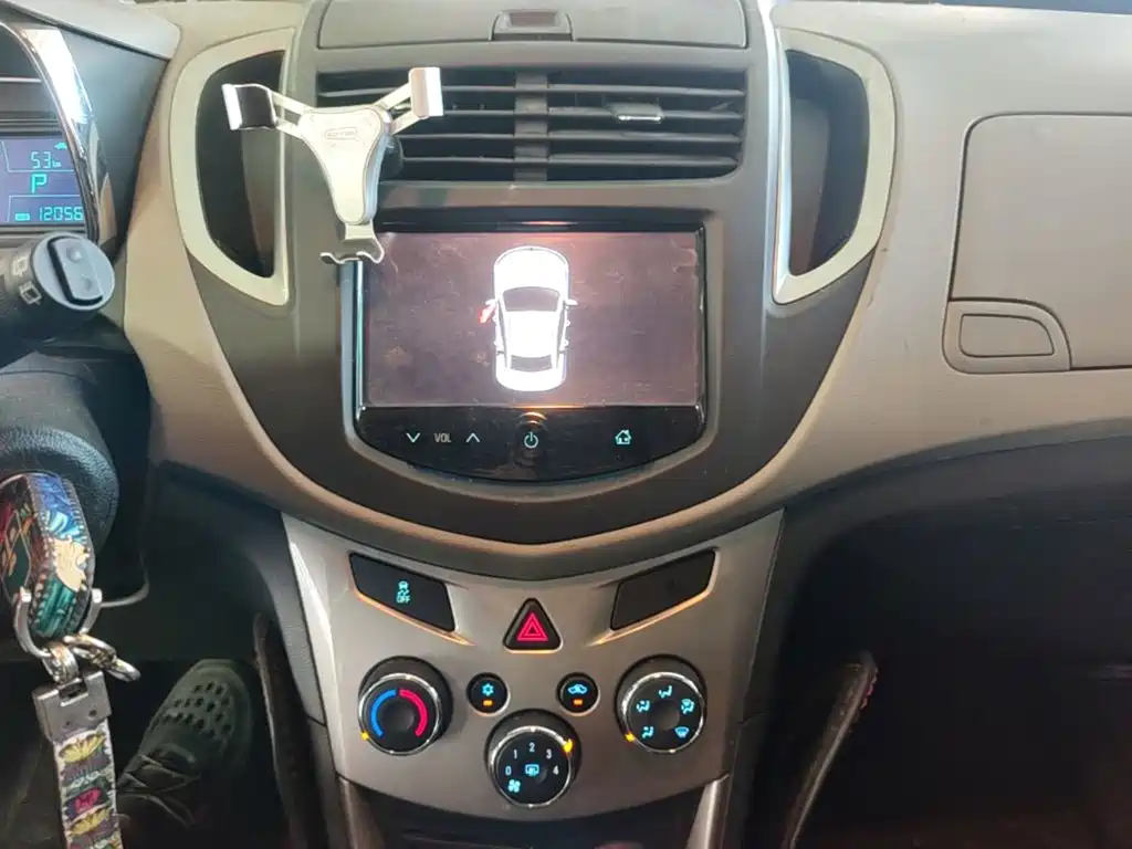 Chevrolet Trax 2014 — фото 13