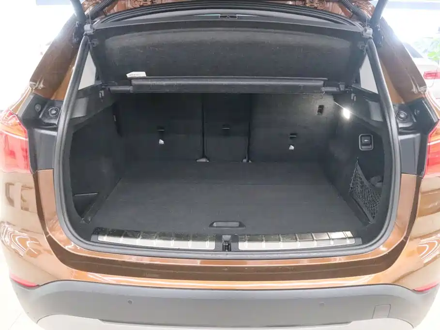 BMW X1 2016 — фото 16