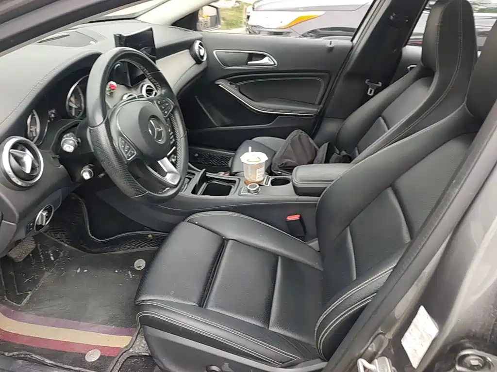 Mercedes-Benz GLA 2017 — фото 15