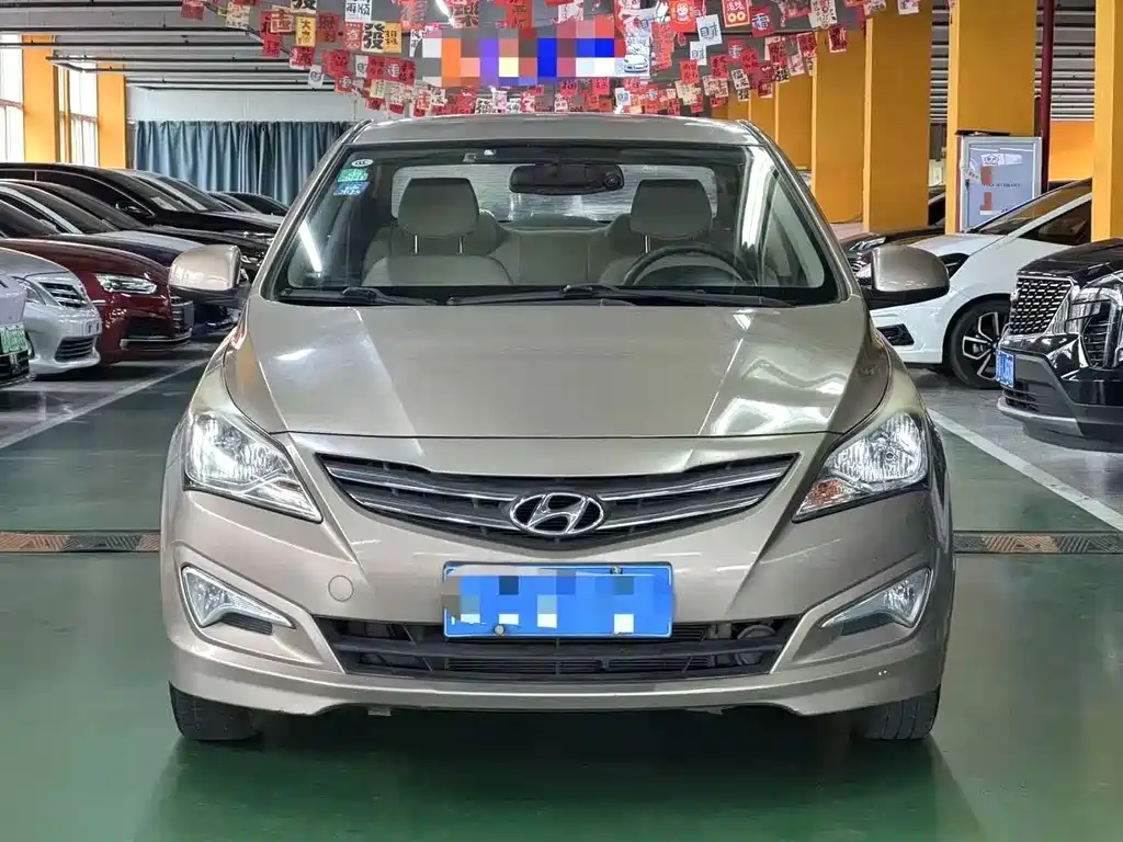 Hyundai Accent 2017 — фото 2