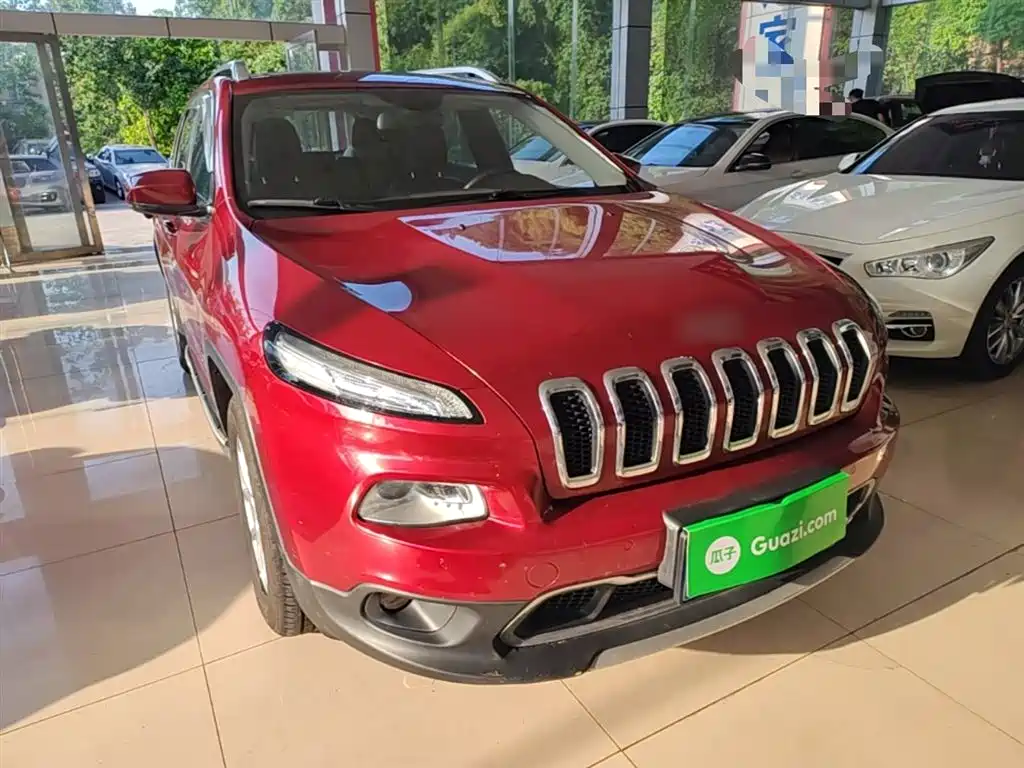 Jeep Cherokee 2017 — фото 4