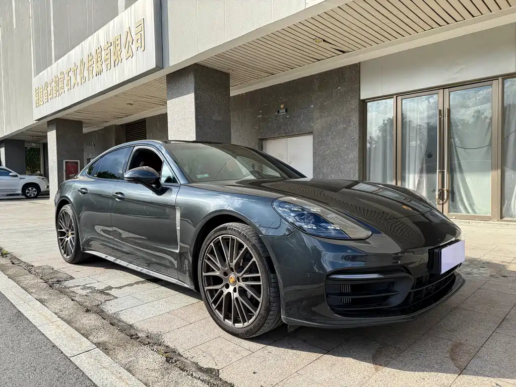 Porsche Panamera 2023 — фото 18