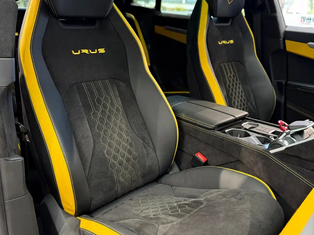 Lamborghini Urus 2024 — фото 12
