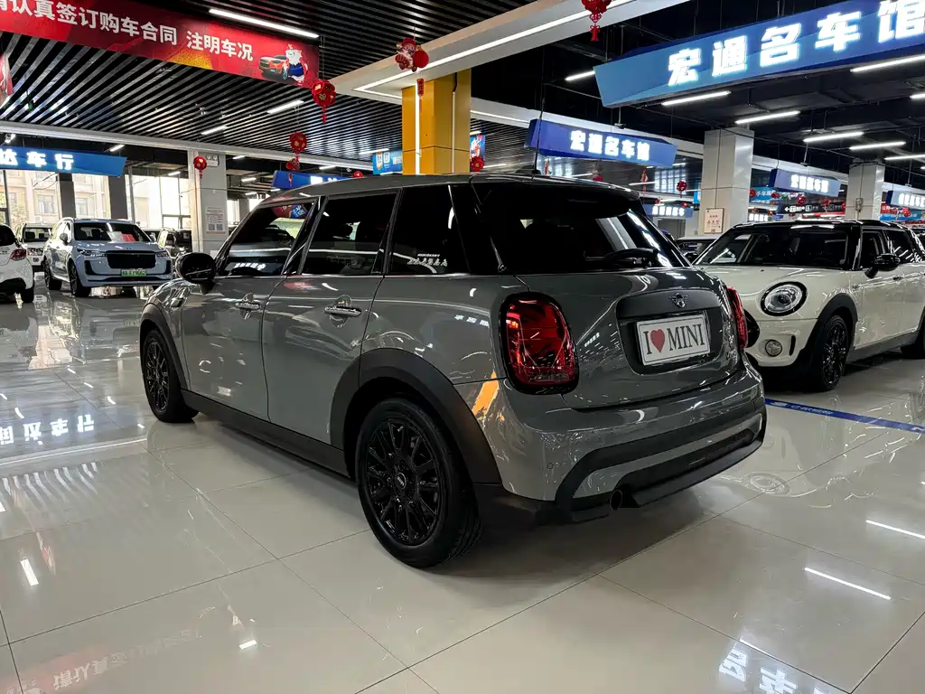 MINI MINI 2021