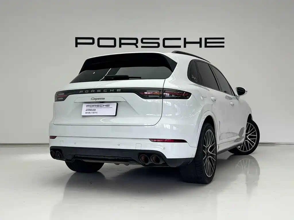 Porsche Cayenne 2018 — фото 7