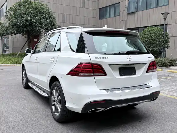 Mercedes-Benz GLE 2017