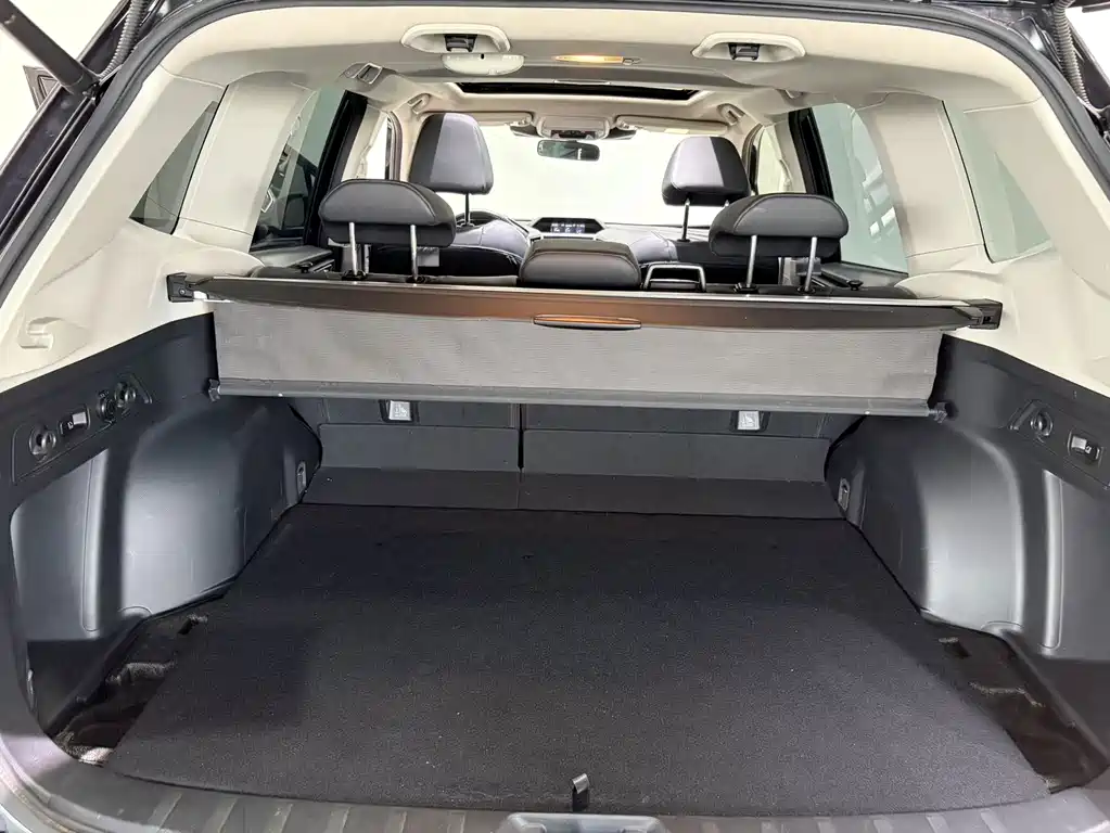 Subaru Forester 2023 — фото 19