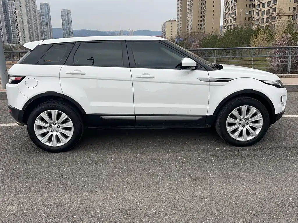 Land Rover Evoque 2016 — фото 6