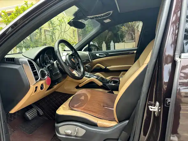 Porsche Cayenne 2015