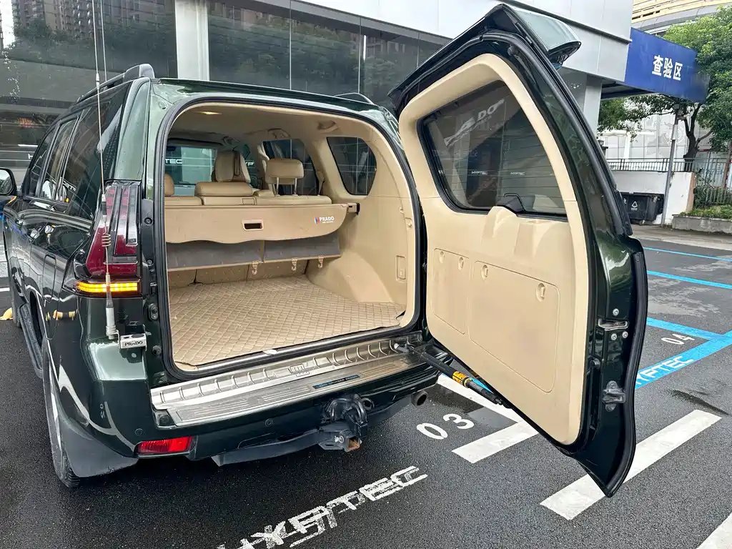 Toyota Prado 2017 — фото 22