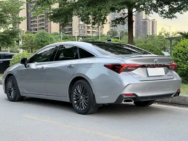 Toyota Avalon 2019