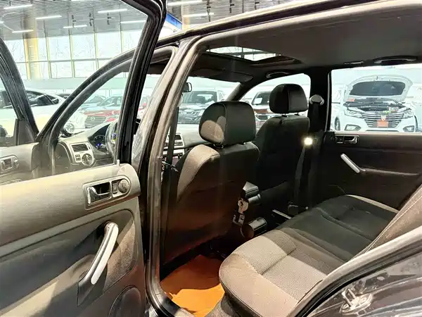 Volkswagen Golf 2008