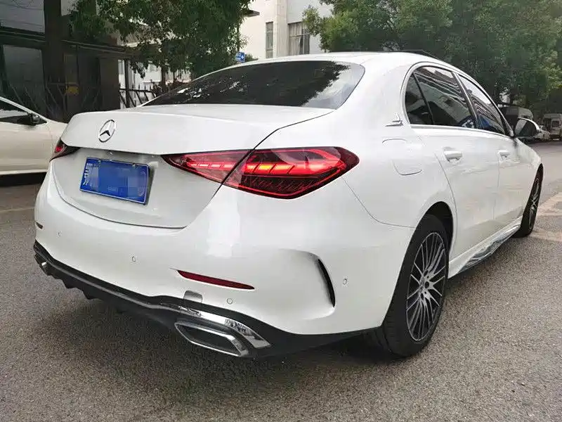 Mercedes-Benz C-Class 2023 — фото 23