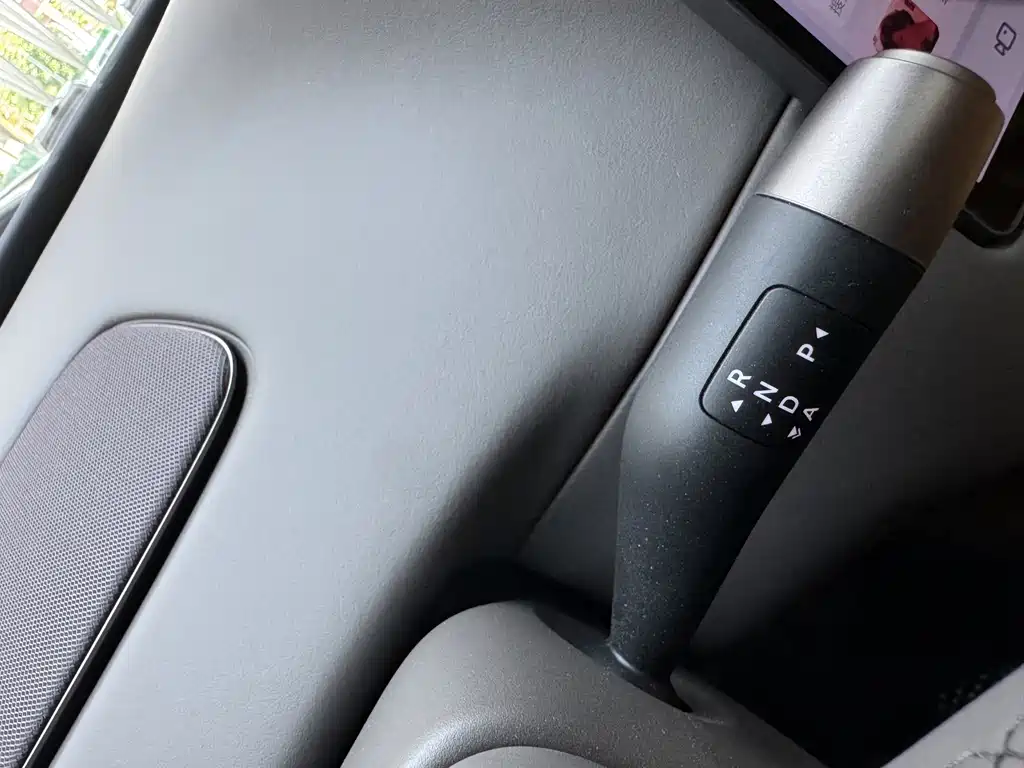 Li Auto i6 2025 — фото 28