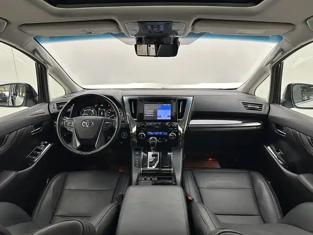 Toyota Alphard 2019 — фото 9