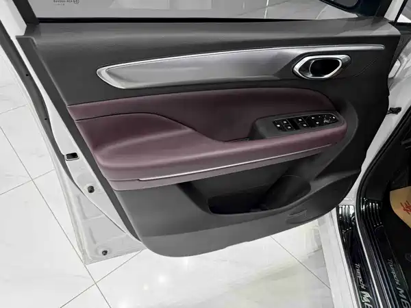 GAC Trumpchi M6 2023