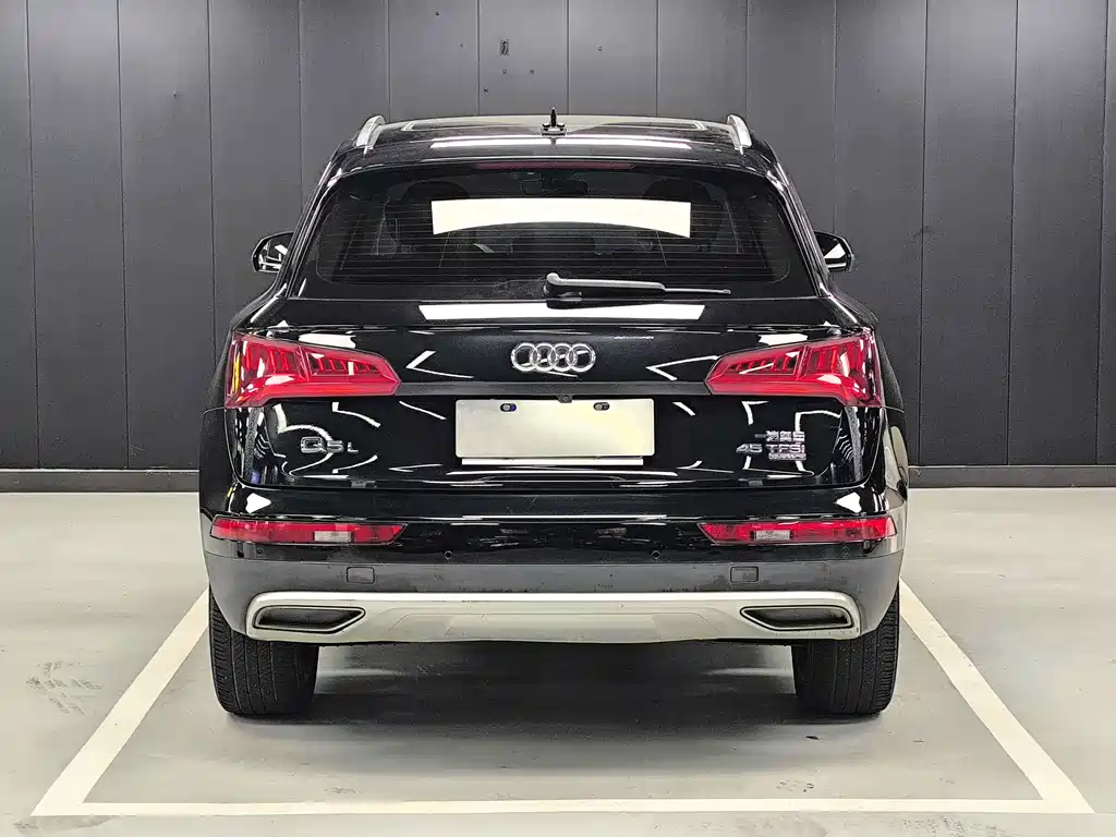 Audi Q5L 2021 — фото 16