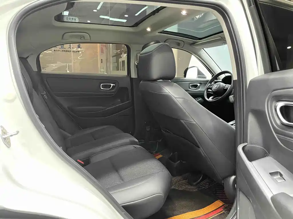 Honda Vezel 2023 — фото 13