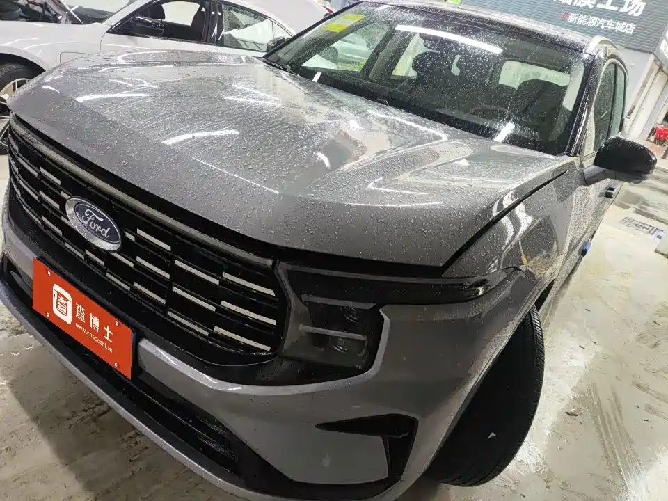 Ford Edge 2025 — фото 1