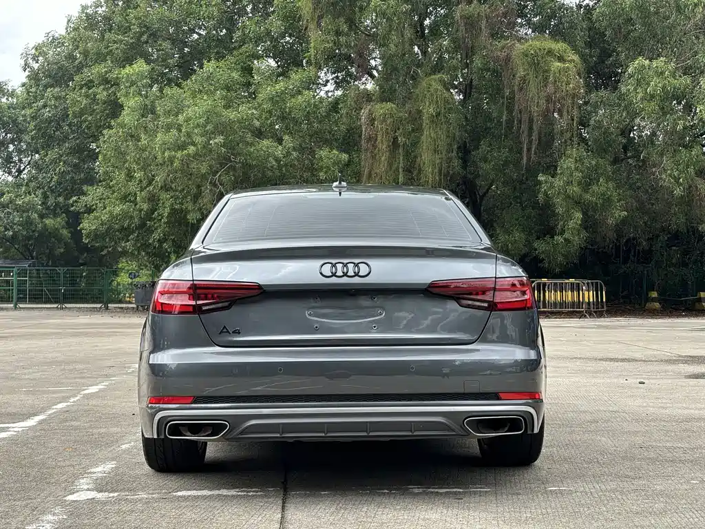 Audi A4L 2019 — фото 15