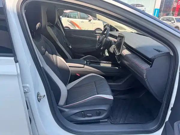 Volkswagen ID.7 VIZZION 2025