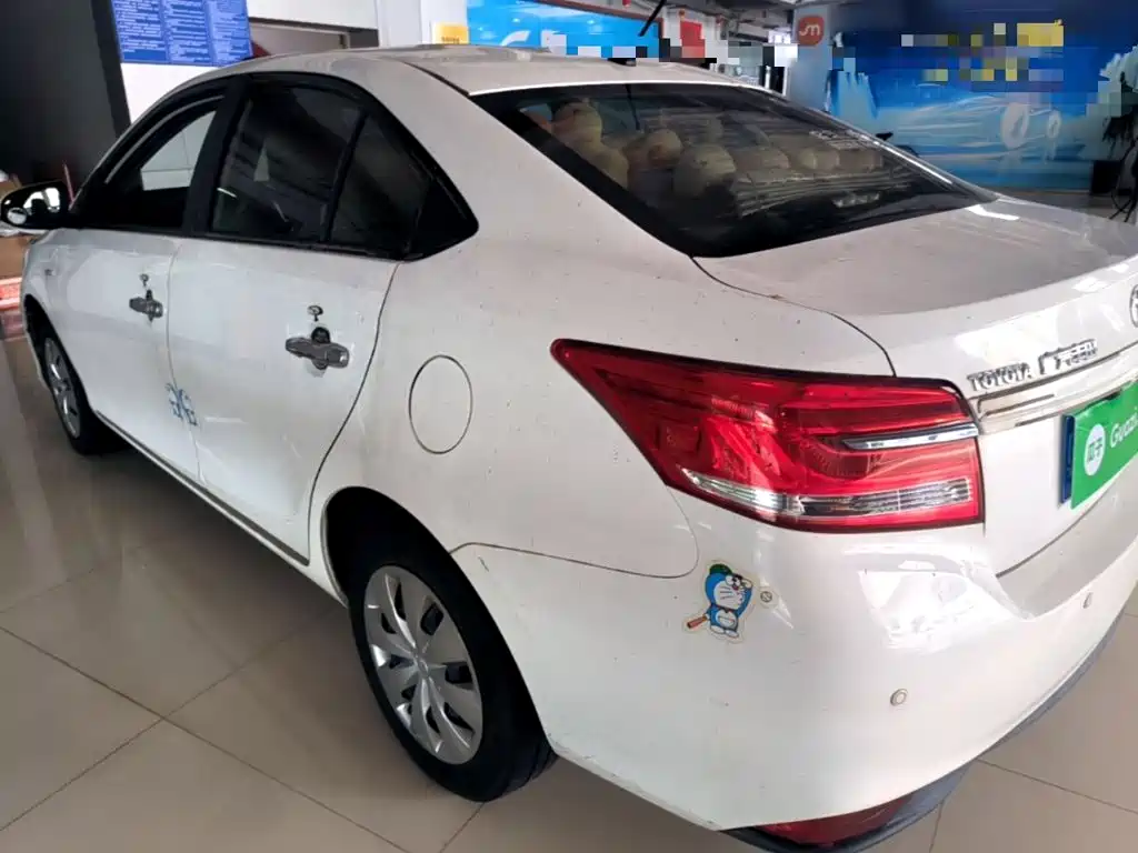 Toyota Yaris L 2019