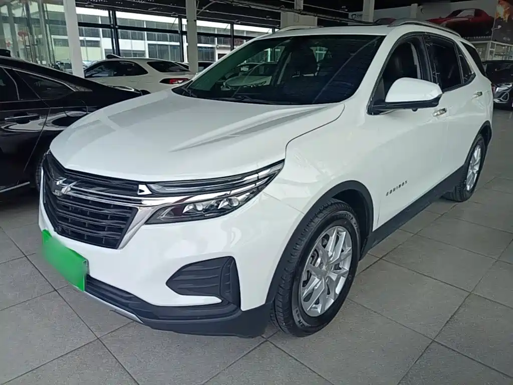 Chevrolet Equinox 2021 — фото 1