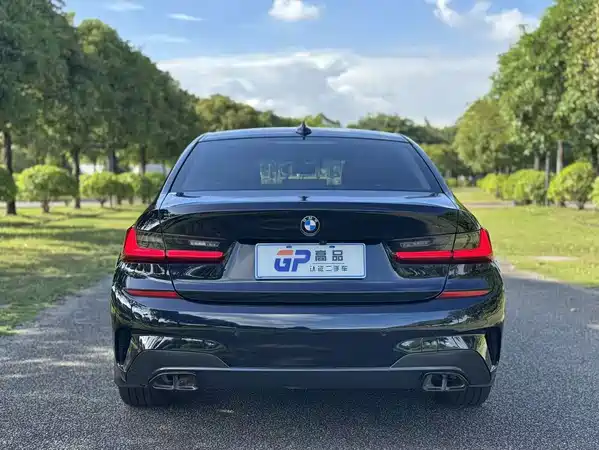 BMW 3 Series 2021