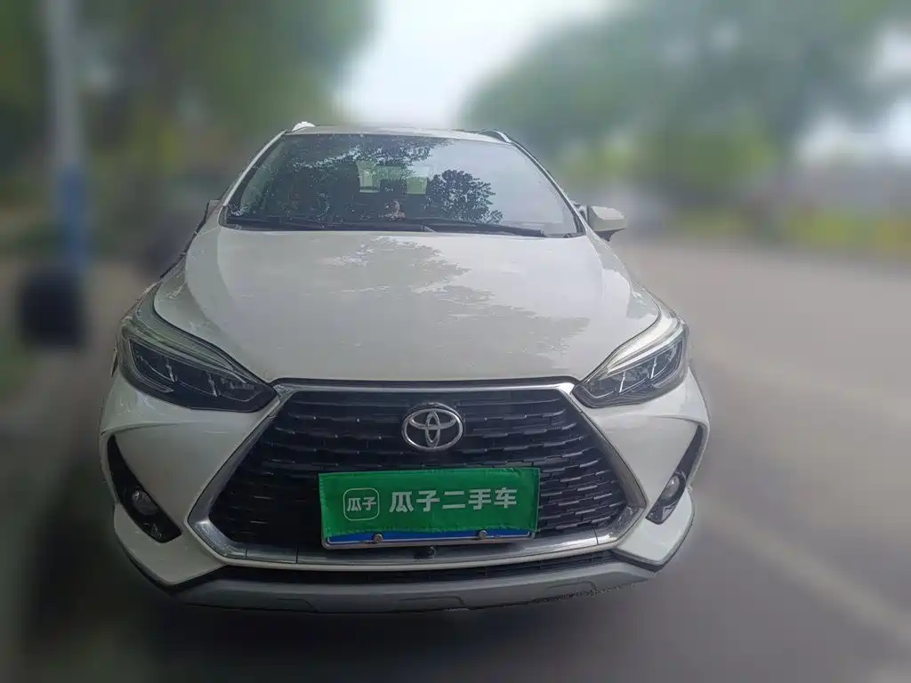 Toyota Yaris L 2020 — фото 24