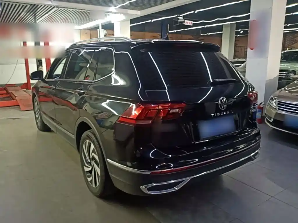 Volkswagen Tiguan L 2022