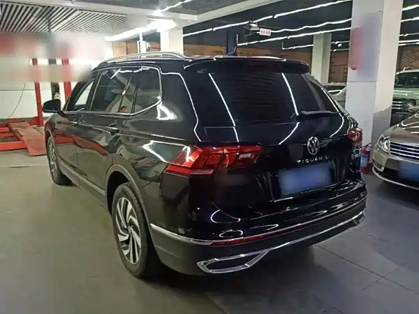 Volkswagen Tiguan L 2022