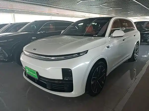Li Auto L7 2025