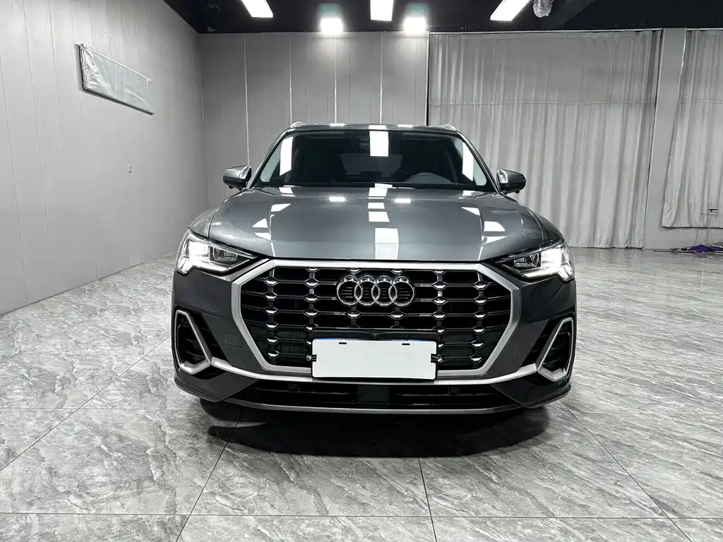Audi Q3 2022