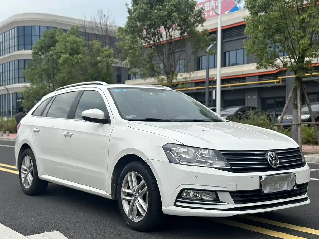 Volkswagen Gran Lavida 2016