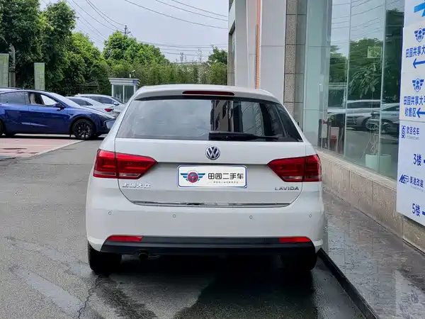 Volkswagen Gran Lavida 2014