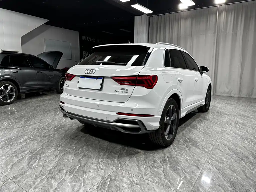 Audi Q3 2022