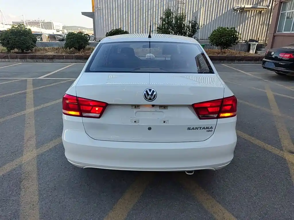 Volkswagen Santana 2016