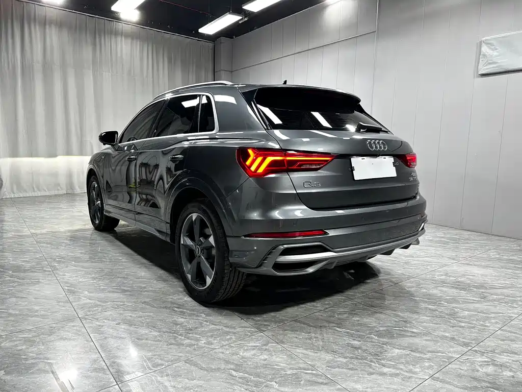 Audi Q3 2022