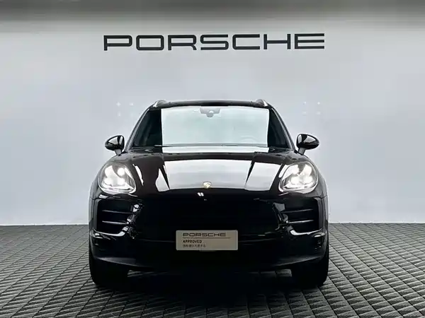 Porsche Macan 2020